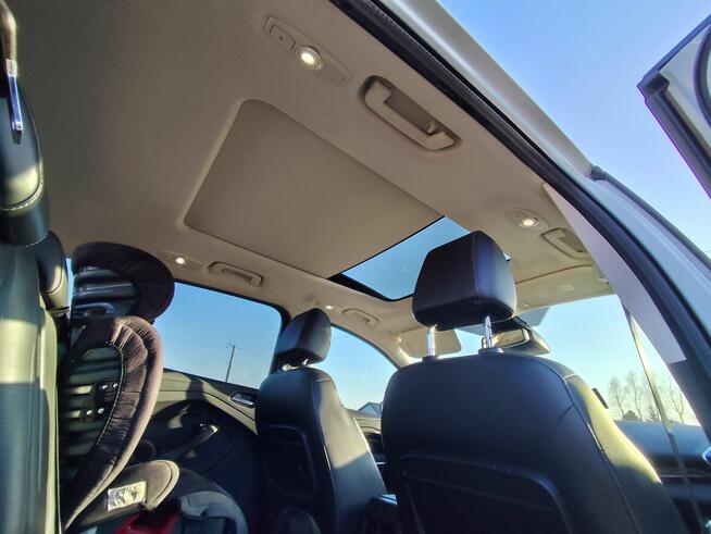 Ford kuga 2.0HDi automat 4x4 Titanium Sony radar