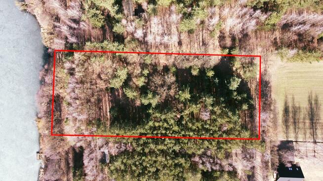 Obrzeża Skulska - Działka w pierwszej linii brzegowej jezior