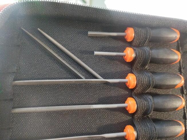 Pilniki ręczne ze stali stopowej 17 el. Wysyłka