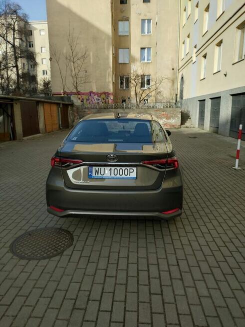 Sprzedam samochód Toyota Corolla 1.5 benzyna sedan 2022 r