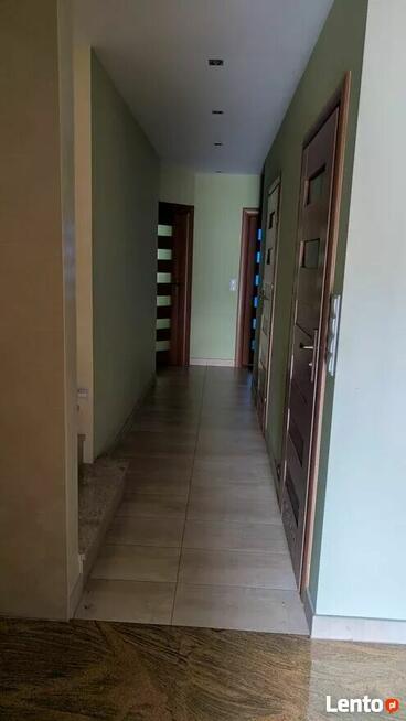 PIEKNY NOWOCZESNY DOM W KOBYŁCE+WIATA GRILL+DUŻA DZIAŁKA