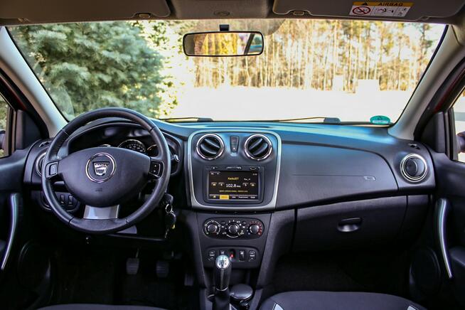 Dacia Sandero Stepway 90KM Nawigacja Tempomat Parktronik Klimatyzacja 1 właściciel