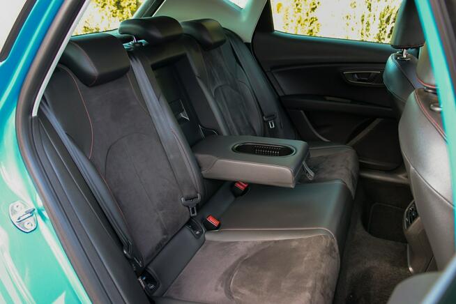 FR 184KM Radar Kamera System Pasa Panorama Navi Pół Skóry SEAT SOUND