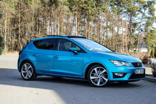 FR 184KM Radar Kamera System Pasa Panorama Navi Pół Skóry SEAT SOUND