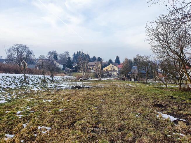 Na sprzedaż 2 działki budowlane po 7 arów Kocmyrzów