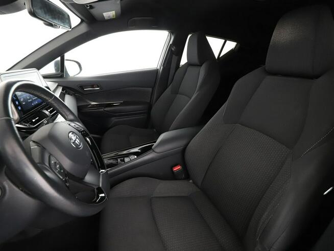Toyota C-HR navi kamera grzane fotele ACC