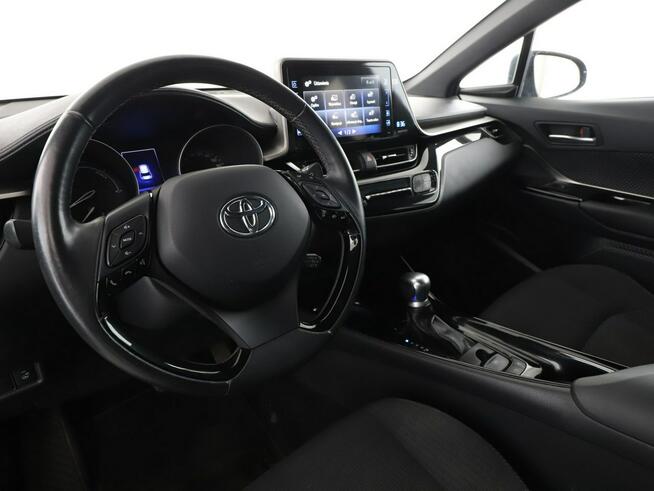 Toyota C-HR navi kamera grzane fotele ACC