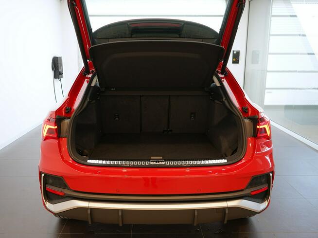 Audi Q3 35TFSI 150KM Sline Virtual TempomatACC Led Kamera MartwePole Alu18