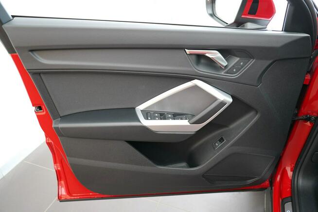 Audi Q3 35TFSI 150KM Sline Virtual TempomatACC Led Kamera MartwePole Alu18