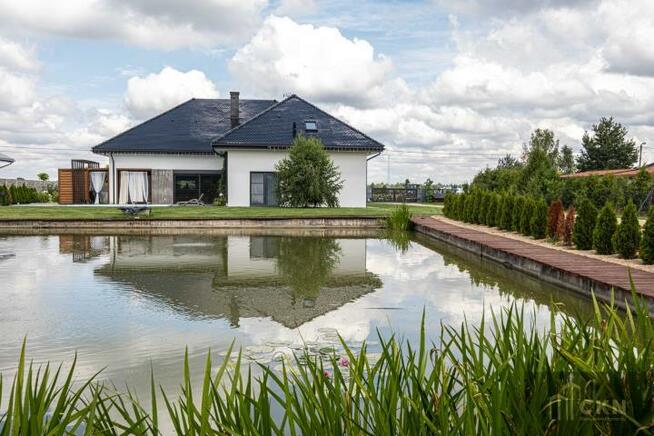 Dom Czarny Las gm. Mykanów, Czarny Las