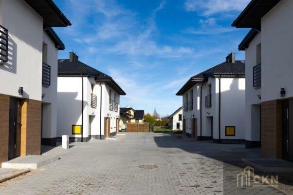 Dom Tarnów Krzyż, Czereśniowa