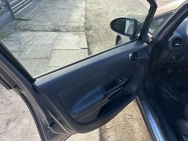 Opel Corsa Wersja limitowana na 150 lat Opla, drugie koła na alu, podg kierownica