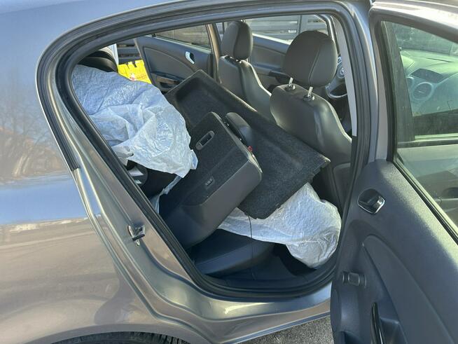 Opel Corsa Wersja limitowana na 150 lat Opla, drugie koła na alu, podg kierownica