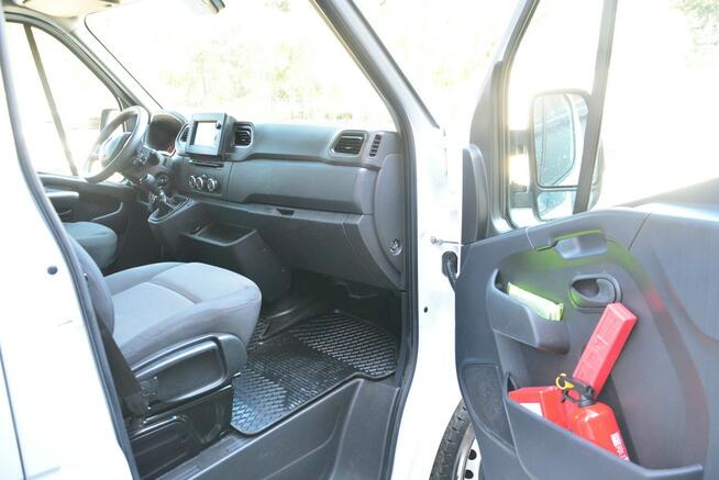 Renault Master L3H2 max 3 osobowy blaszak 2022r lift pełna opcja!!
