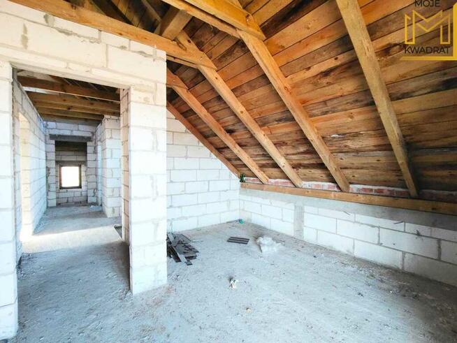 Dom stan surowy zamknięty, Ożarów gm. Morsko