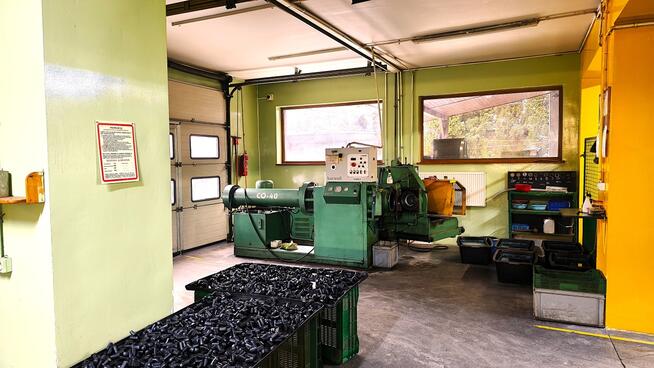 Budynek produkcja magazyn biuro 1037 m2 Pruszków