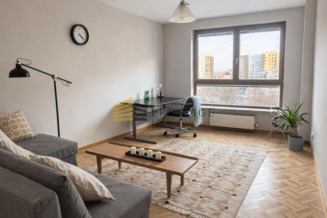 Przestronne Mieszkanie w Śródmieściu