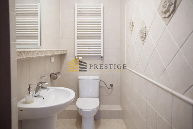 Przestronne Mieszkanie w Śródmieściu