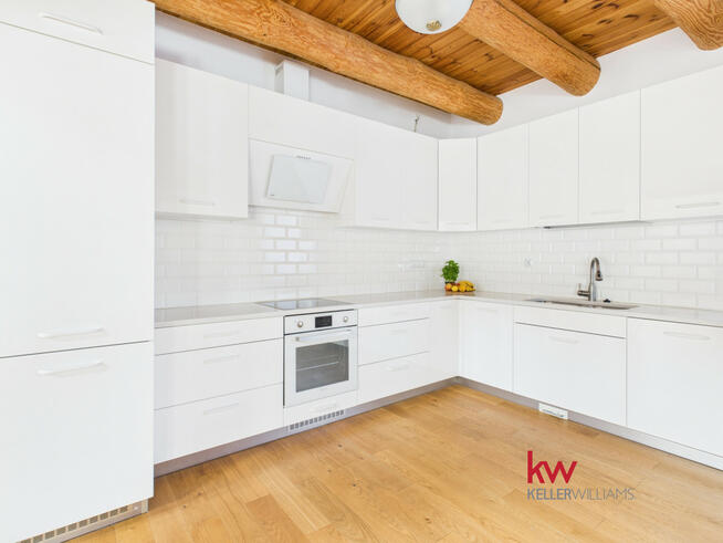 Dom Kamion gm. Wierzchlas,