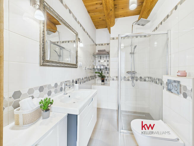 Dom Kamion gm. Wierzchlas,