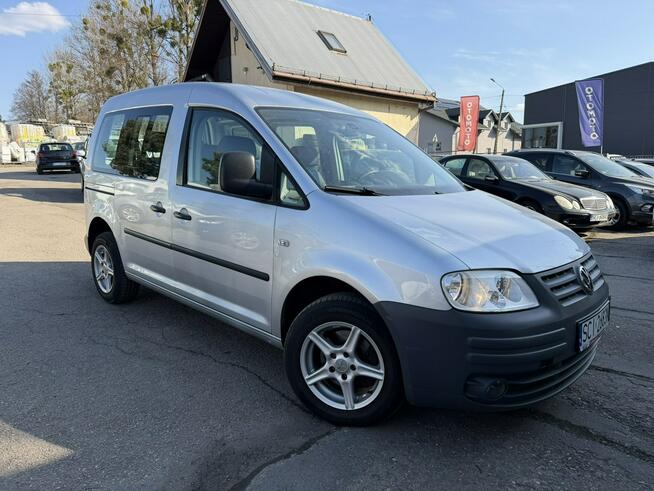 Volkswagen Caddy Klimatronic 2-stref, Hak, Ele szyby, Ele lusterka, 2 kpl. kół