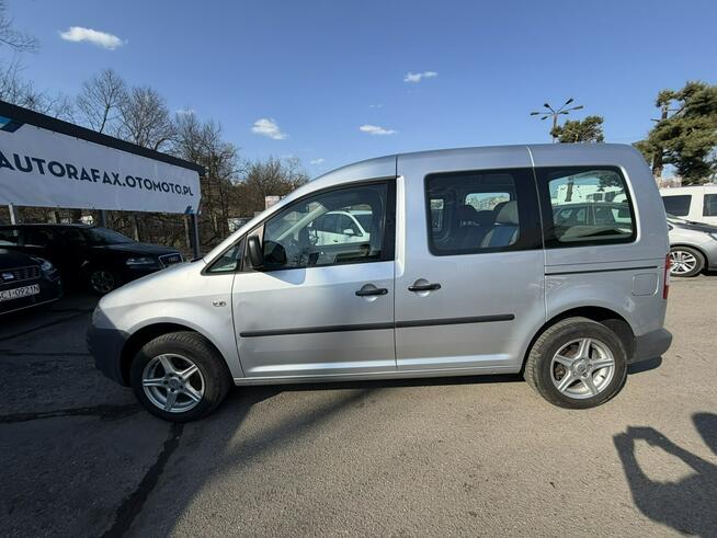 Volkswagen Caddy Klimatronic 2-stref, Hak, Ele szyby, Ele lusterka, 2 kpl. kół