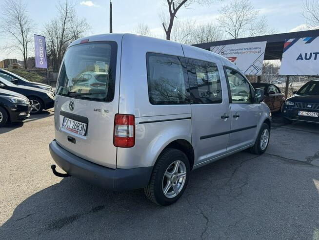 Volkswagen Caddy Klimatronic 2-stref, Hak, Ele szyby, Ele lusterka, 2 kpl. kół