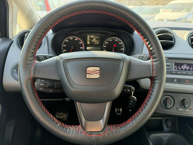 Seat Ibiza Klimatyzacja, Ele szyby, Podgrz. fotele, Czujniki ciśnienia w oponach