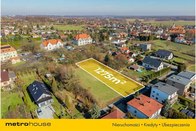 Działka wśród zieleni z dobrym dojazdem !