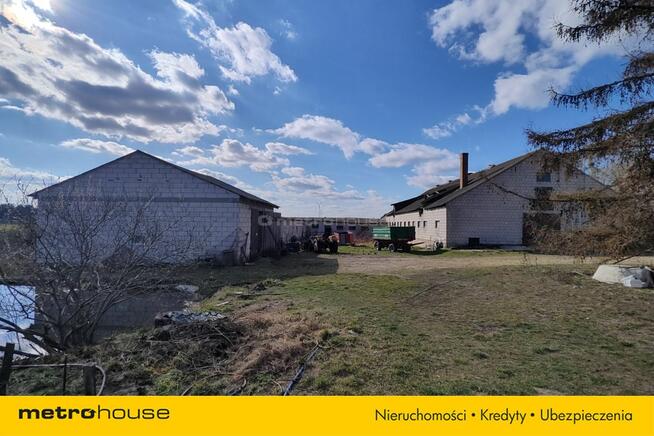 Gospodarstwo rolne z chlewniami, kurnikami, garaż