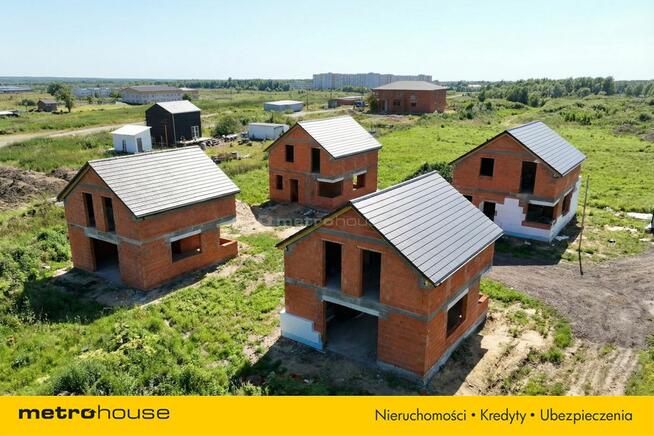 Nowoczesne domy w spokojnej okolicy