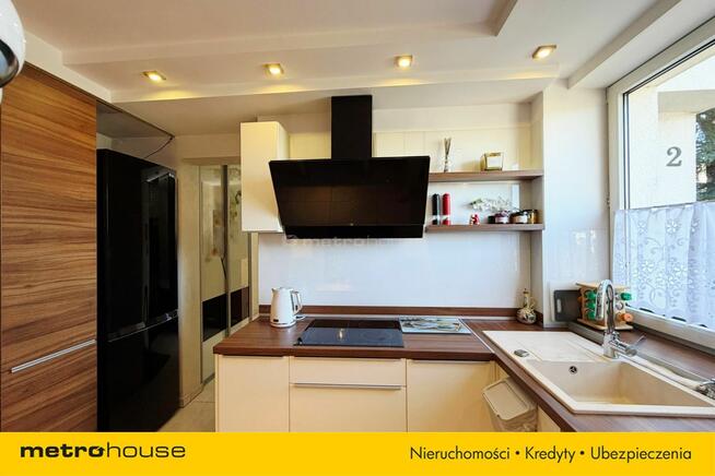 Na sprzedaż przestronny dom w Zelowie