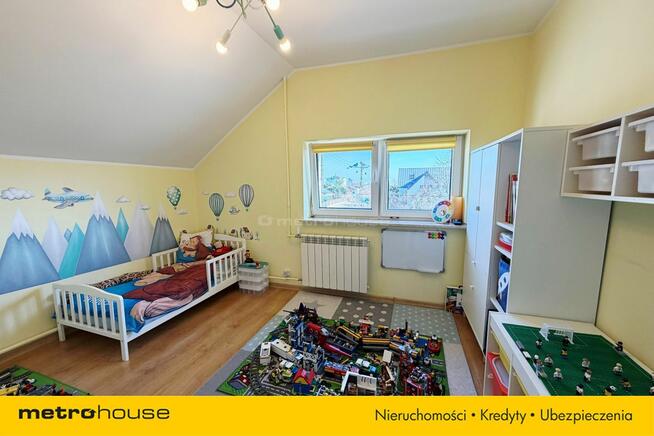 Na sprzedaż przestronny dom w Zelowie