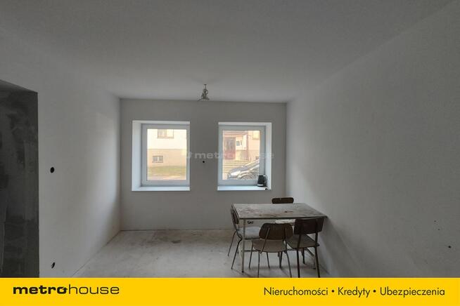 Dom w zabudowie szeregowej po kapitalnym remoncie.