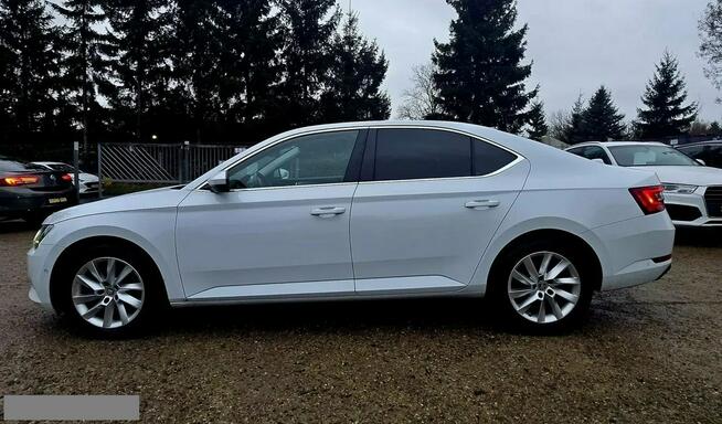 Škoda Superb Full LED Serwis Navi Climatronik Parktronic Ambiente Gwarancja!