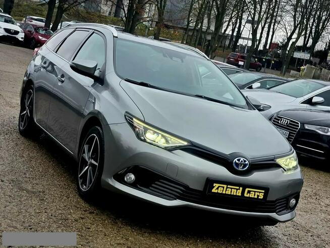 Toyota Auris Hybryda Lift FULL LED Serwis Navi Kamera Climatronic Gwarancja