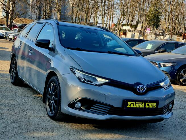 Toyota Auris Hybryda Lift FULL LED Serwis Navi Kamera Climatronic Gwarancja