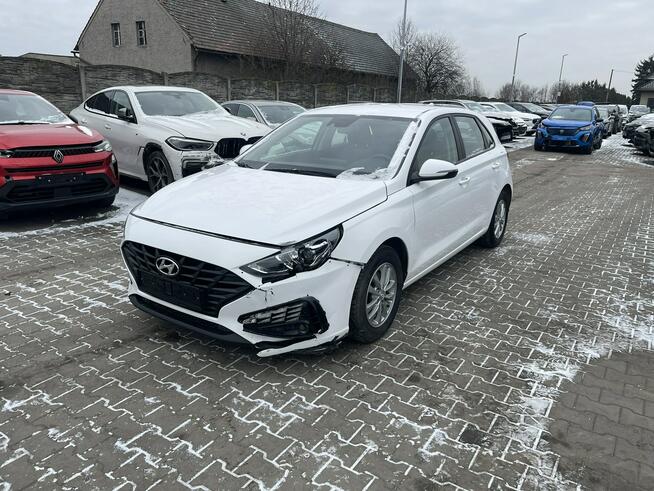 Hyundai i30 1.5l Klimatyzacja czujniki park.