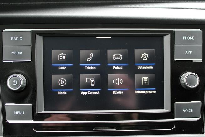 Volkswagen Transporter Długi 150KM Kamera LED SalonPL FV23% Parktronik Android Gwarancja