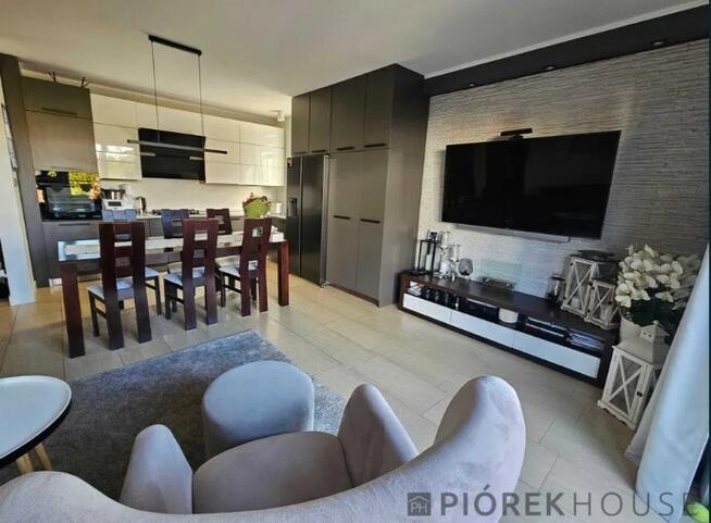 4-pokojowe mieszkanie w Markach