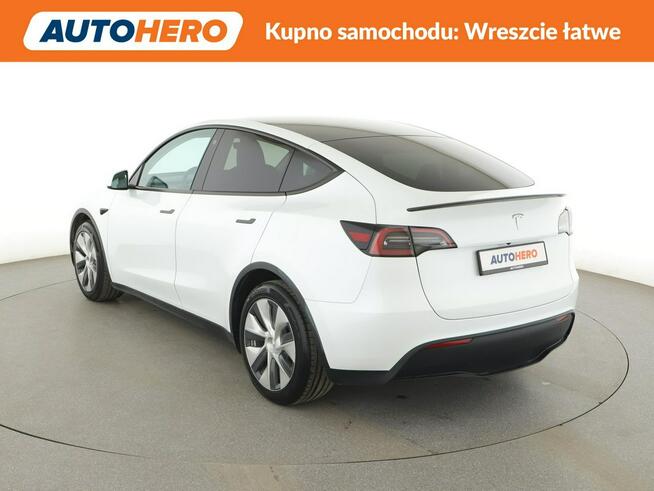 Tesla Y automat full LED skóra navi klima auto grzane fotele i kanapa ACC