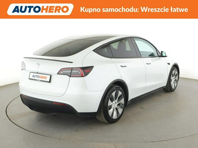 Tesla Y automat full LED skóra navi klima auto grzane fotele i kanapa ACC