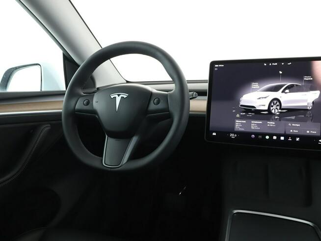 Tesla Y automat full LED skóra navi klima auto grzane fotele i kanapa ACC