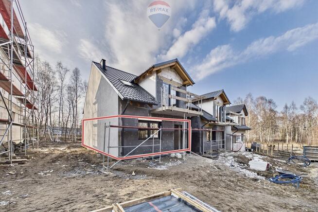 Nowoczesny dom z ogródkiem, w otulinie lasu