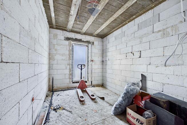 Nowoczesny dom z ogródkiem, w otulinie lasu