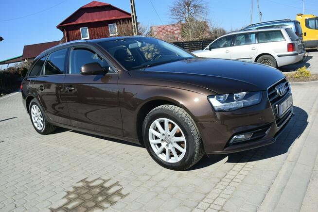 Audi A4 2.0D Lift/ Brązowy/ Navi/ 2 KPL KÓŁ/ Sprowadzony/ Opłacony