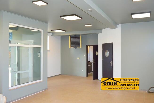 Lokal usługowy, 90m2, doskonała lokalizacja, dojazd, parking