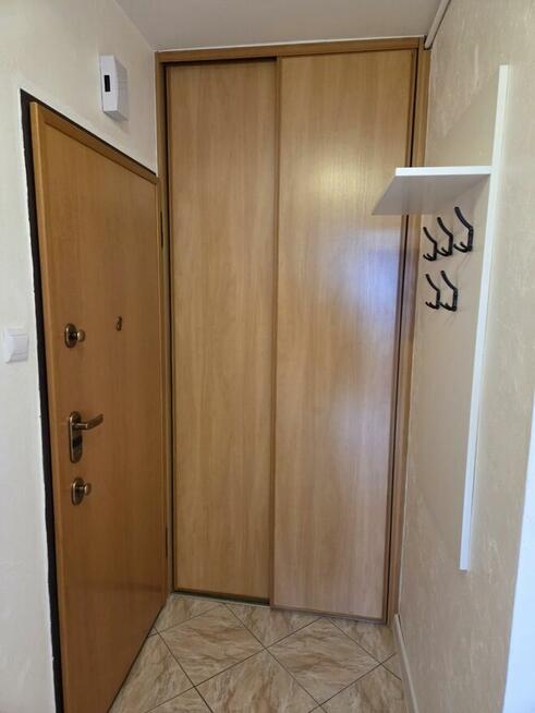 STARE TARNOWICE, mieszkanie jasne, ciche i ciepłe.