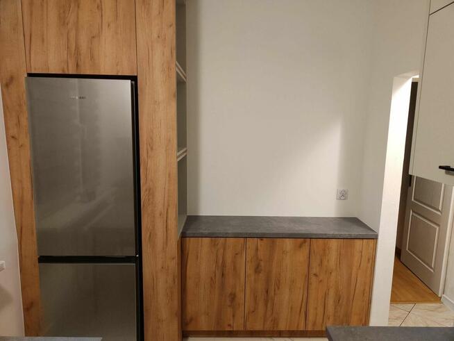 STARE TARNOWICE, mieszkanie jasne, ciche i ciepłe.