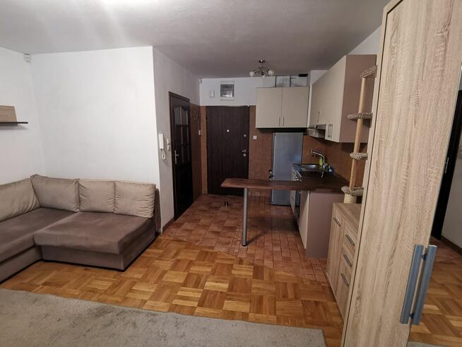 Wynajem kawalerka Etiudy Rewolucyjnej parking podziemny